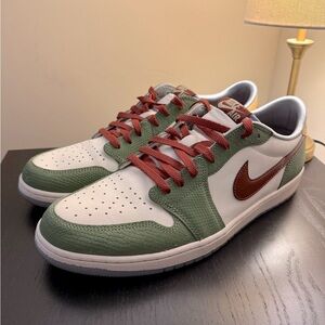 Jordan 1 Retro Low OG - Year of the Dragon (2025) - Limited Wears w/Box